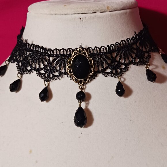 NWOT Vintage Victorian Gothic Black Lace Fashion Choker Necklace - Picture 7 of 11